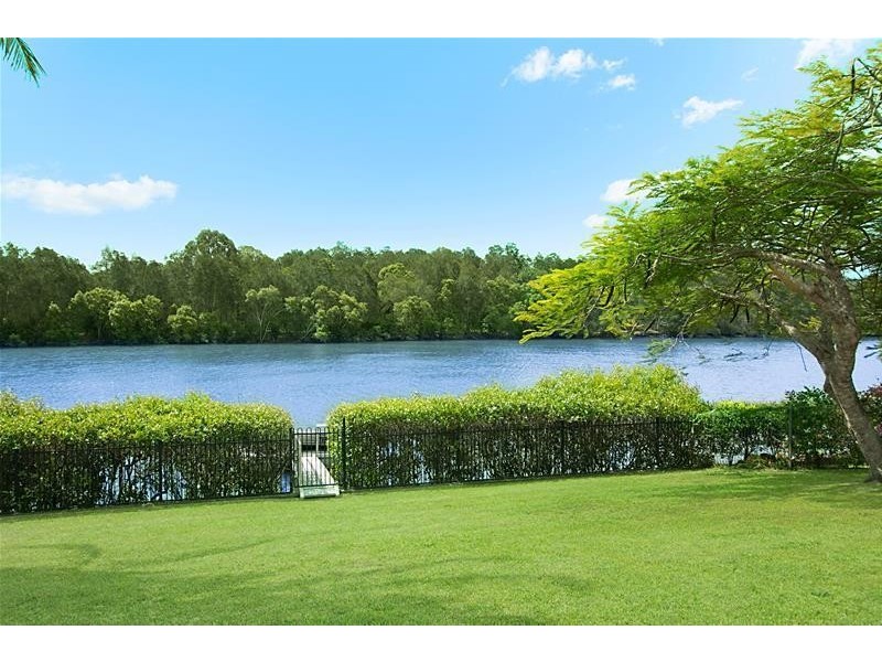 184 Nineteenth Avenue, Elanora QLD 4221