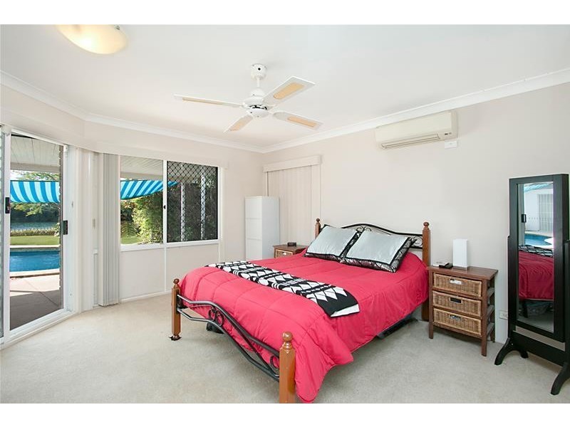 184 Nineteenth Avenue, Elanora QLD 4221