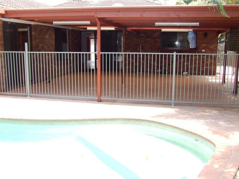 21 Japonica Drive, Palm Beach QLD 4221