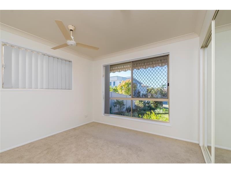 1/68 Galeen Drive, Burleigh Waters QLD 4220