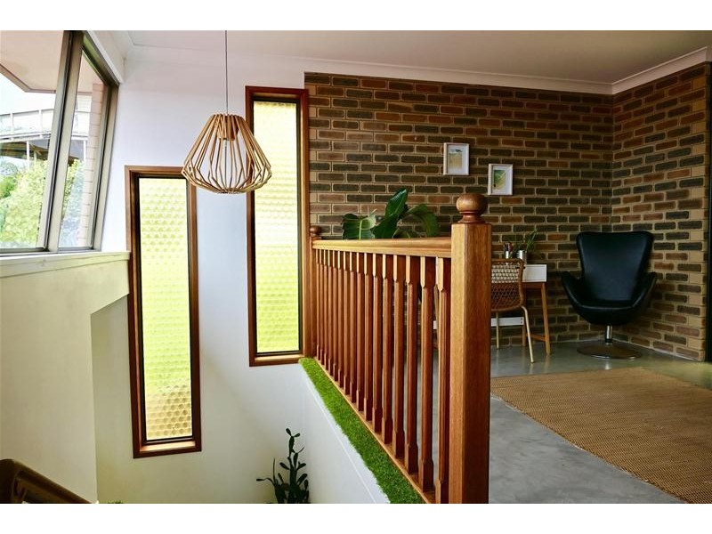 5 Lansell  Avenue, Currumbin QLD 4223