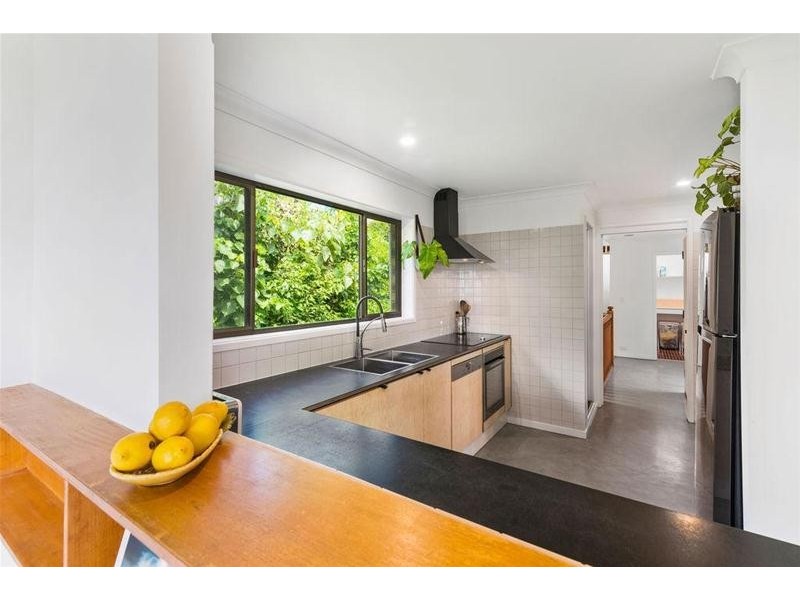 5 Lansell  Avenue, Currumbin QLD 4223