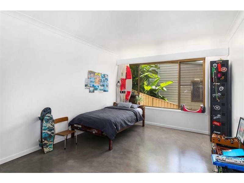 5 Lansell  Avenue, Currumbin QLD 4223