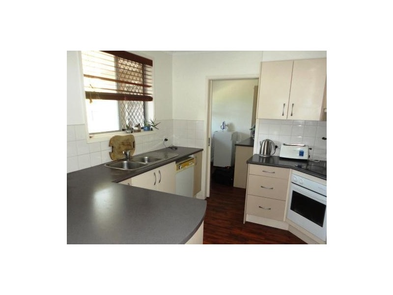 13 Denawen Street, Palm Beach QLD 4221