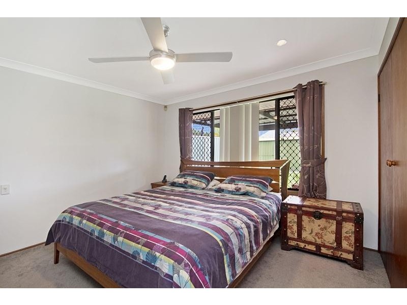 15 Pinon Close, Elanora QLD 4221