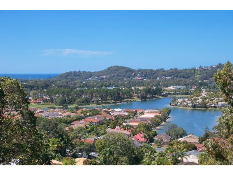 21 Attadale Court, Elanora QLD 4221