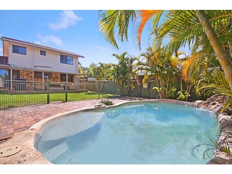 16 Ware Drive, Currumbin Waters QLD 4223