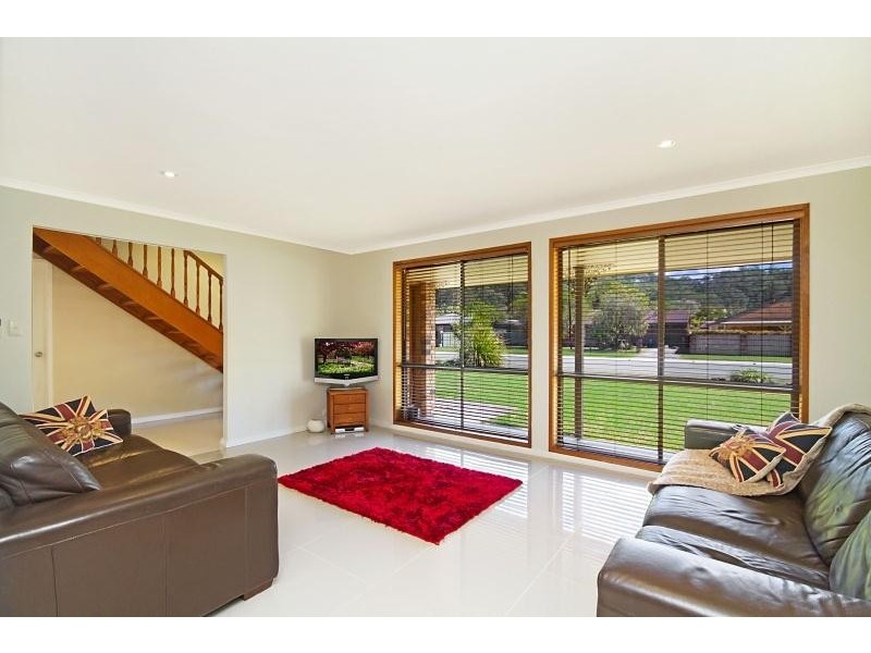 16 Ware Drive, Currumbin Waters QLD 4223