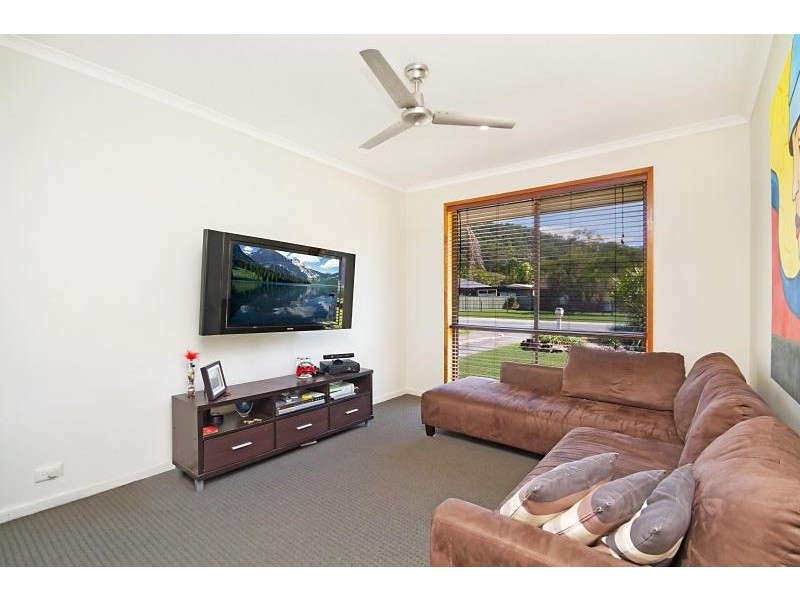 16 Ware Drive, Currumbin Waters QLD 4223