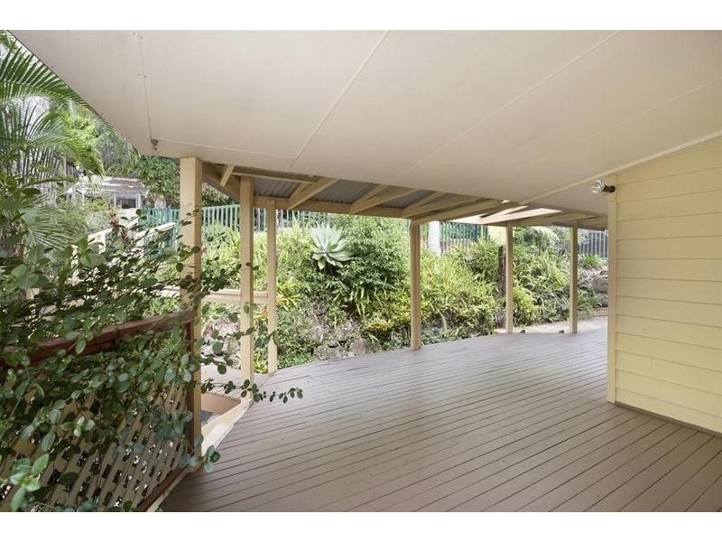 8 Wickepin Court, Elanora QLD 4221