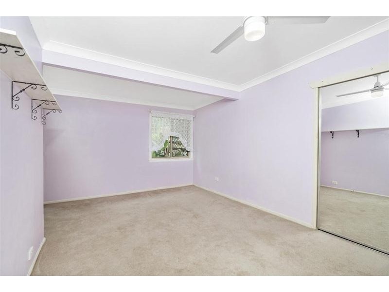 8 Wickepin Court, Elanora QLD 4221