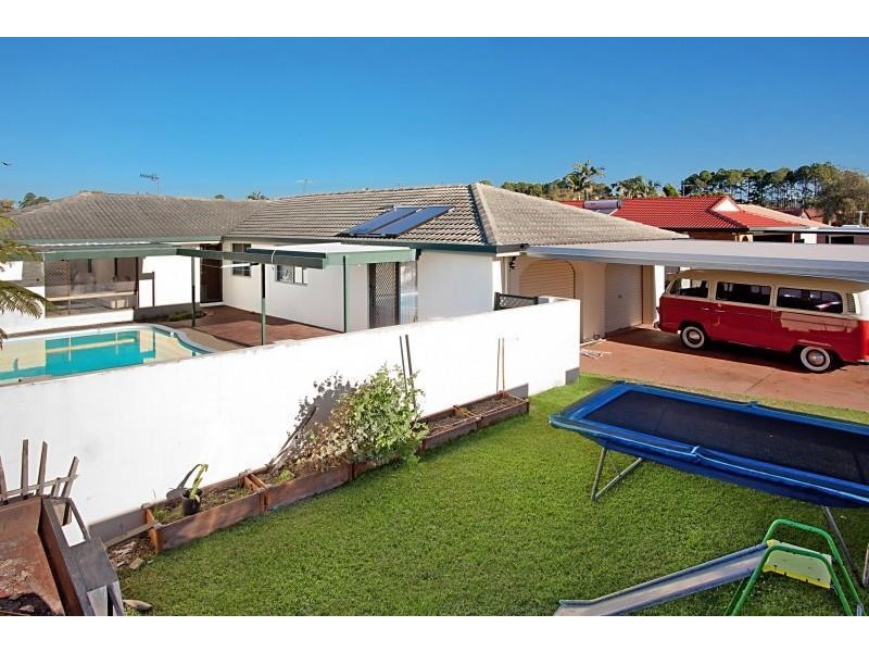 12 Sequoia Close, Elanora QLD 4221