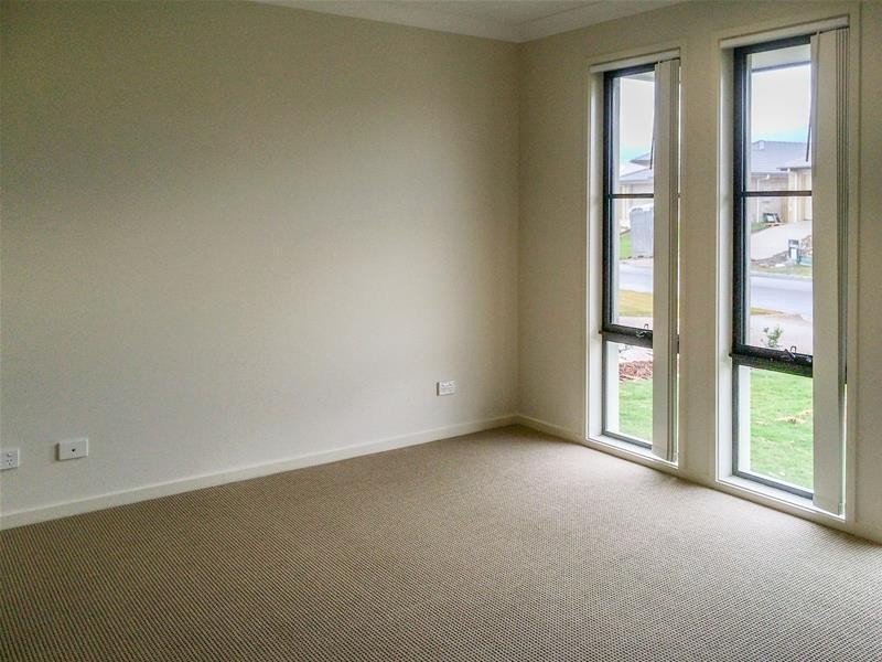 9 Avondale Drive, Pimpama QLD 4209