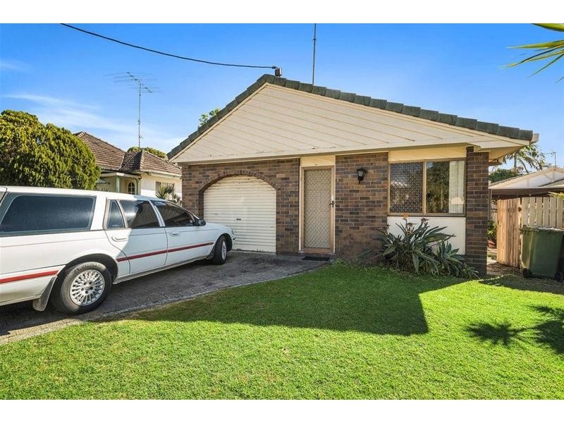 1/7 Banksia Broadway, Burleigh Heads QLD 4220