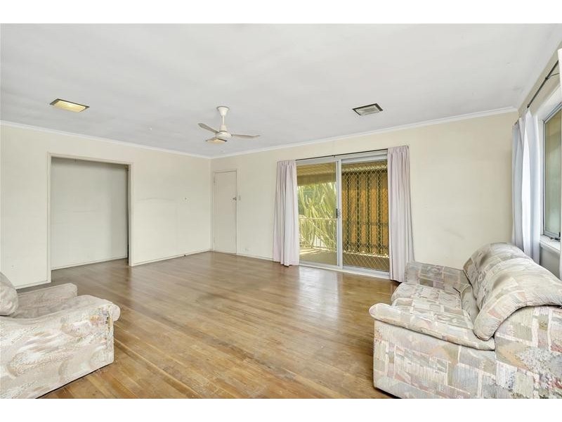 25 Townson Avenue, Palm Beach QLD 4221