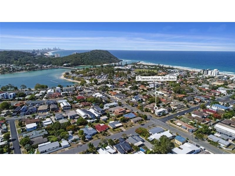 25 Townson Avenue, Palm Beach QLD 4221