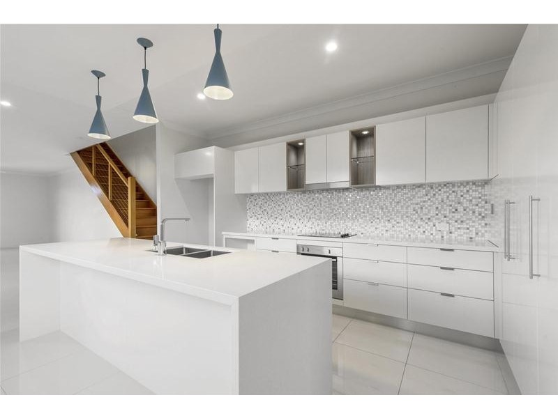 1/10 Molucca Avenue, Palm Beach QLD 4221