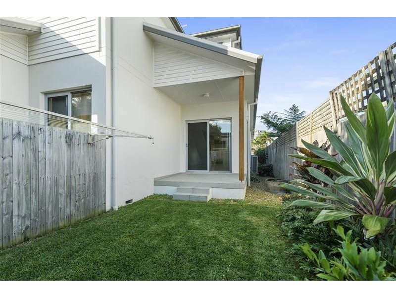 1/10 Molucca Avenue, Palm Beach QLD 4221