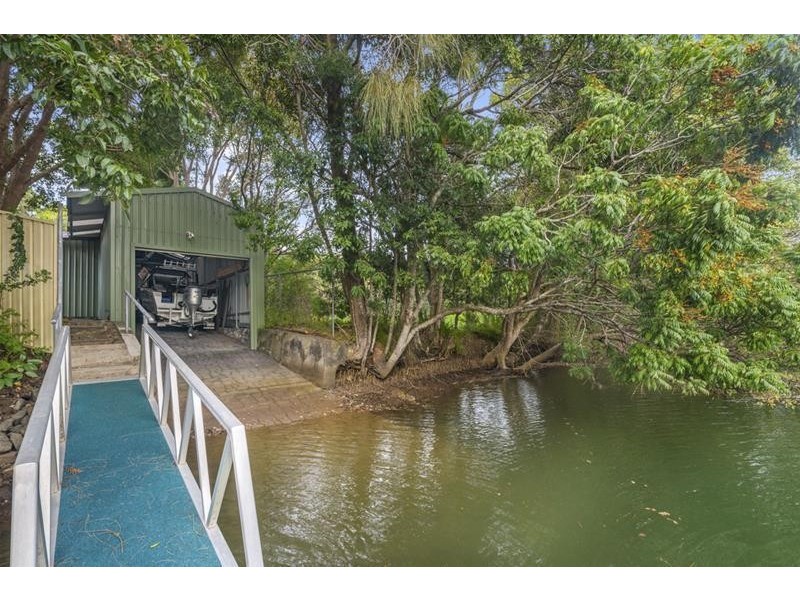 4 Whitsunday Drive, Currumbin Waters QLD 4223