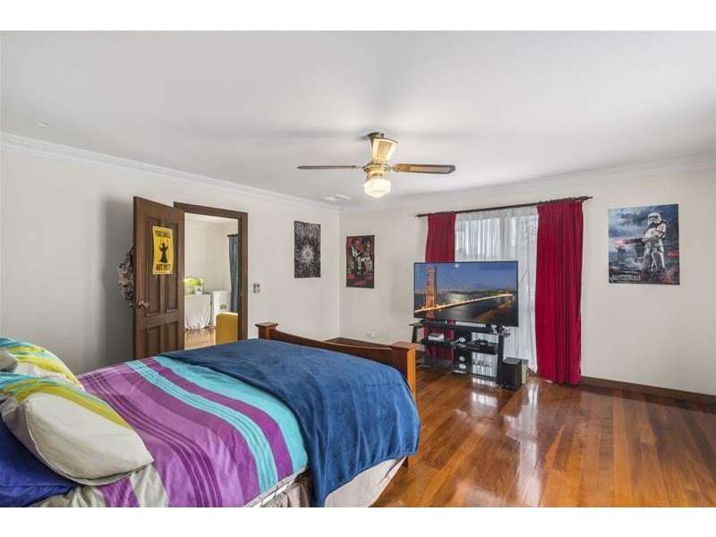 4 Whitsunday Drive, Currumbin Waters QLD 4223