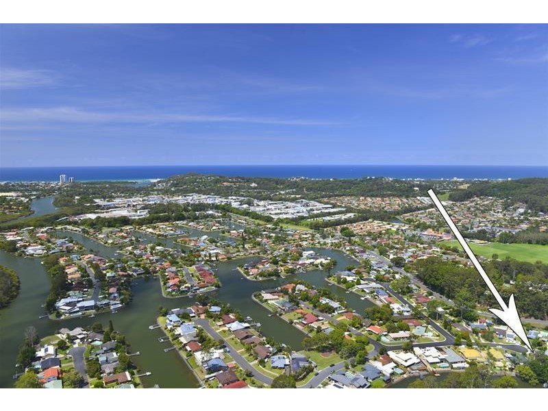 4 Whitsunday Drive, Currumbin Waters QLD 4223