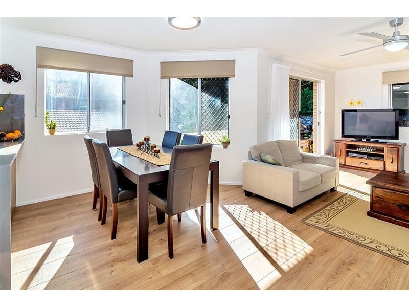 18/11 Hayle Street, Burleigh Heads QLD 4220