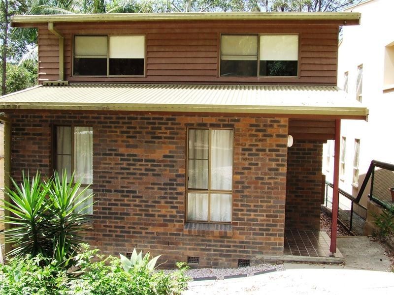 66 Ocean Parade, Burleigh Heads QLD 4220