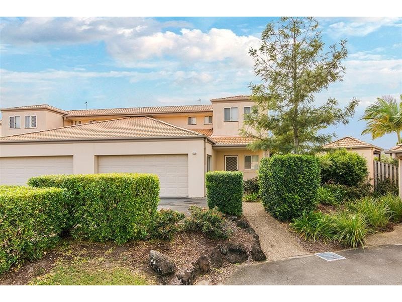 4/17 Camphor Wood Court, Robina QLD 4226