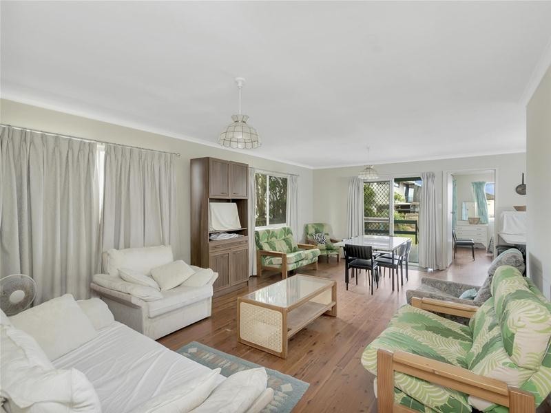 1377 Gold Coast Highway, Palm Beach QLD 4221