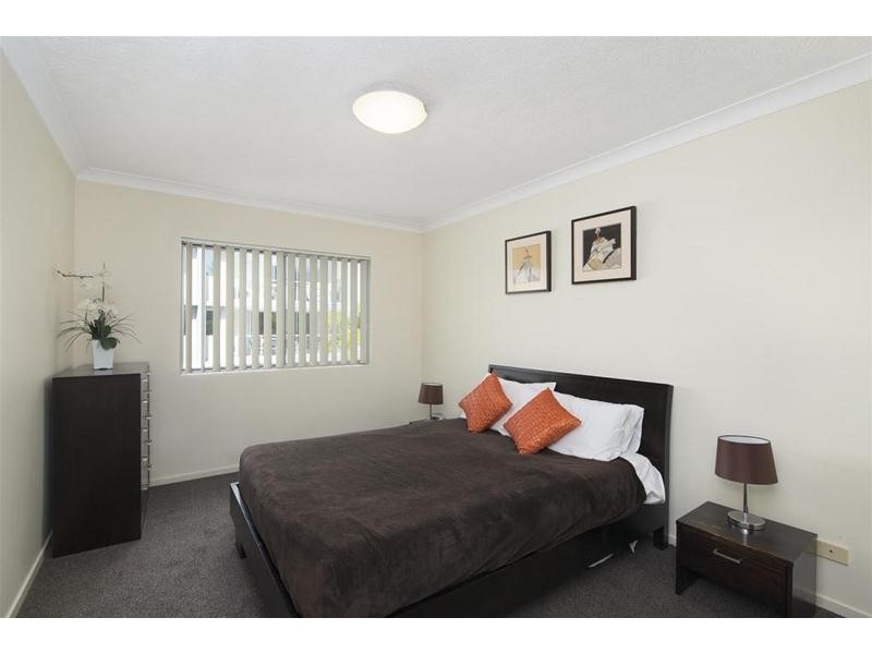 6/2329-2341 Gold Coast Highway, Mermaid Beach QLD 4218