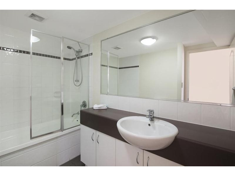 6/2329-2341 Gold Coast Highway, Mermaid Beach QLD 4218