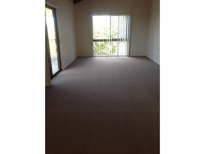 8 Hillier Street, Currumbin Waters QLD 4223