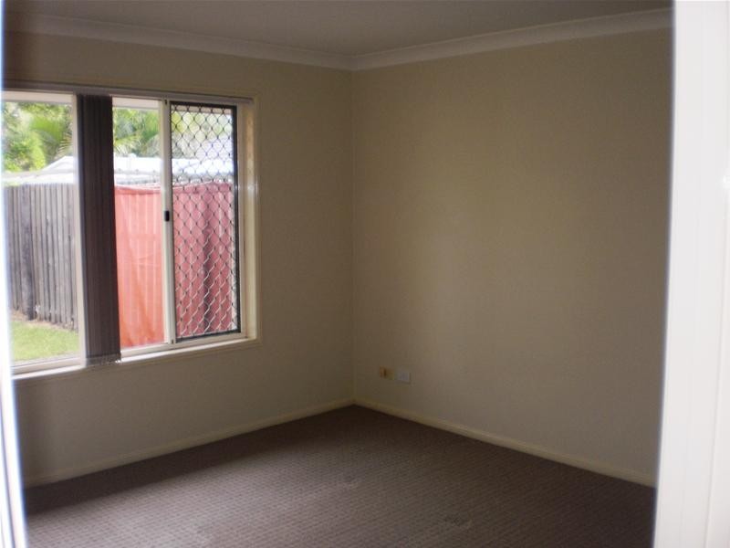 2/28 Yodelay Street, Varsity Lakes QLD 4227