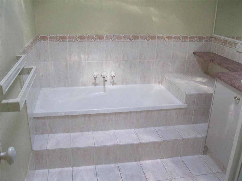 2/28 Yodelay Street, Varsity Lakes QLD 4227