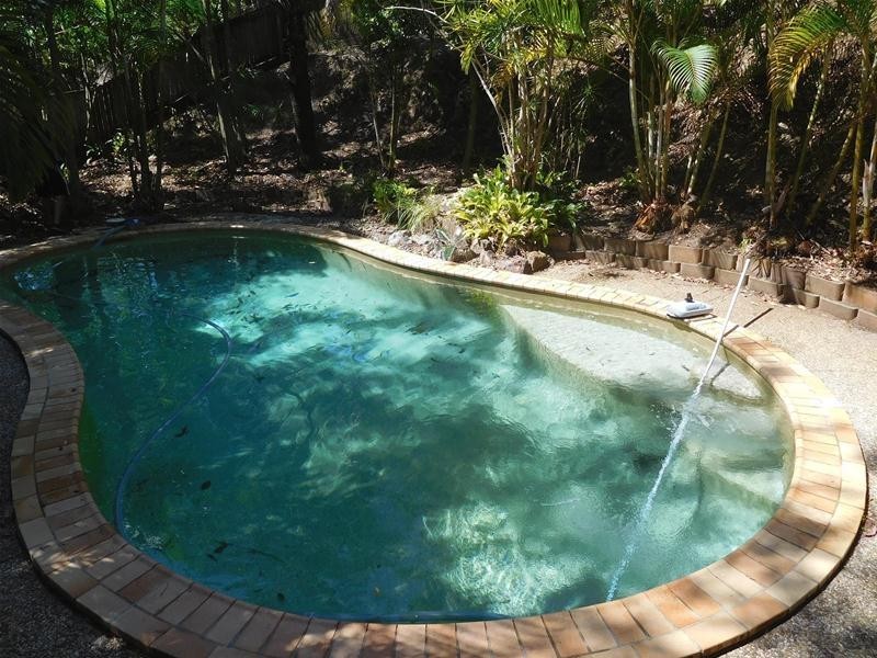 27 Fenton Drive, Tallebudgera QLD 4228