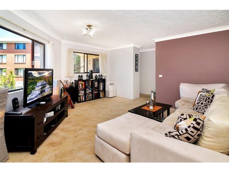 6/8 Twenty Second Avenue, Palm Beach QLD 4221