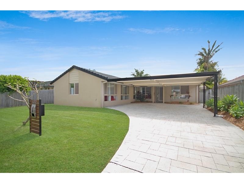 122 Bienvenue Drive, Currumbin Waters QLD 4223