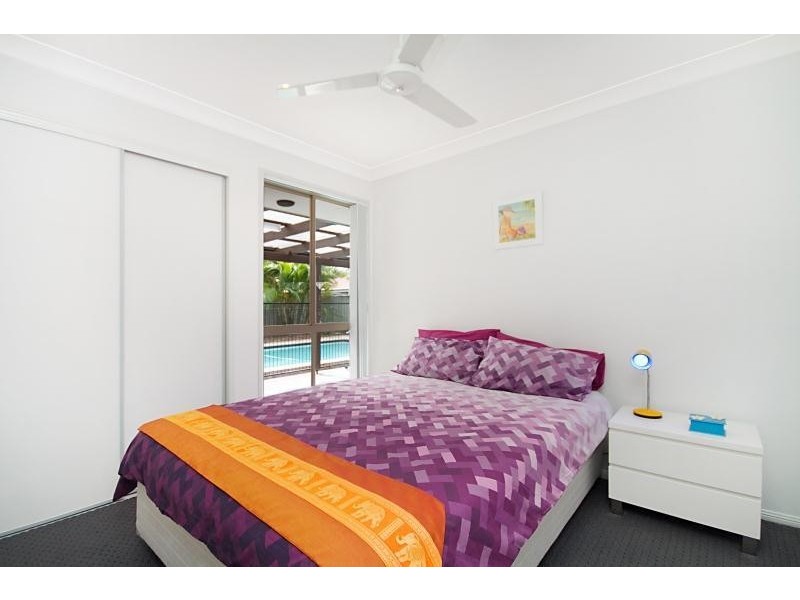 122 Bienvenue Drive, Currumbin Waters QLD 4223