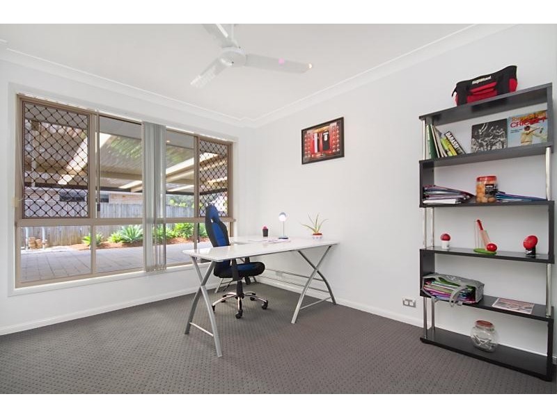 122 Bienvenue Drive, Currumbin Waters QLD 4223