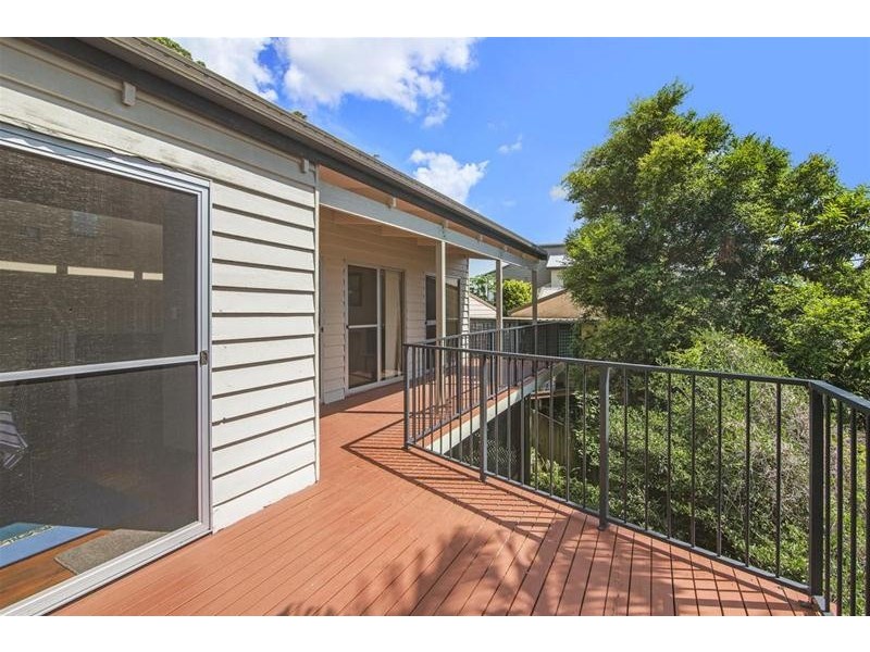 52 Hoffschildt Drive, Currumbin Waters QLD 4223