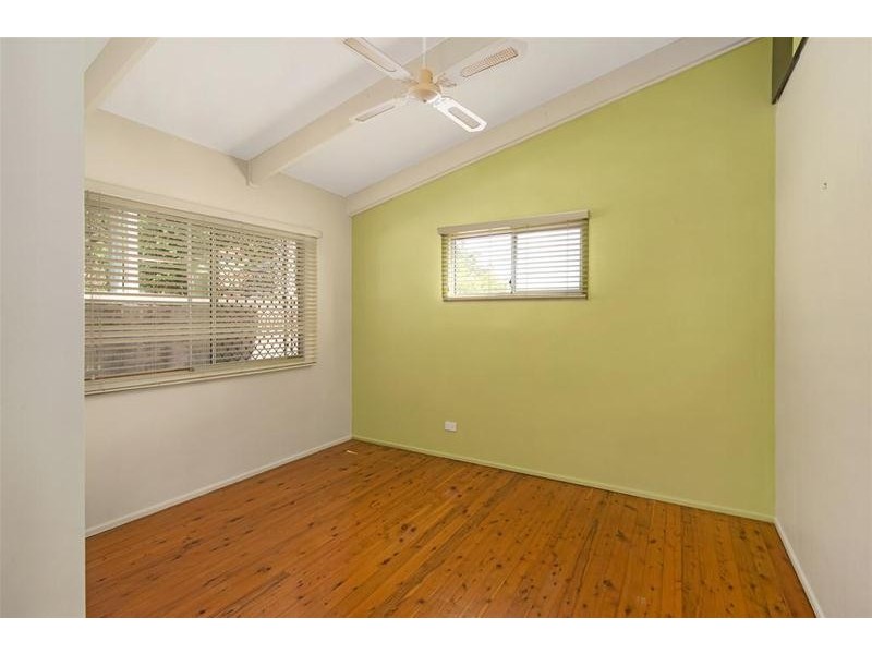 52 Hoffschildt Drive, Currumbin Waters QLD 4223