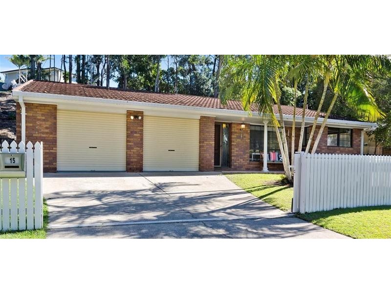 15 Kalamunda Close, Elanora QLD 4221