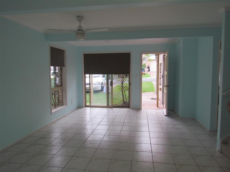 2/30 Gemvale Road, Reedy Creek QLD 4227