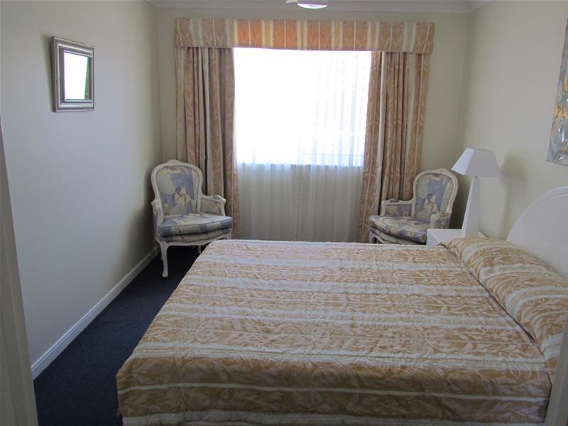 8/2 Seventeenth Avenue, Palm Beach QLD 4221