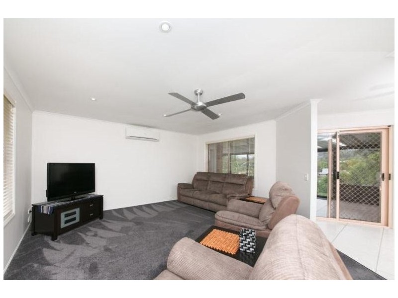 4 Script Court, Oxenford QLD 4210