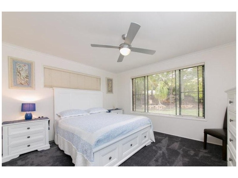 4 Script Court, Oxenford QLD 4210