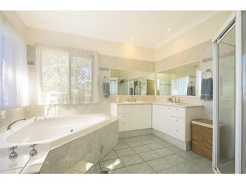 47 Skyline Terrace, Burleigh Heads QLD 4220