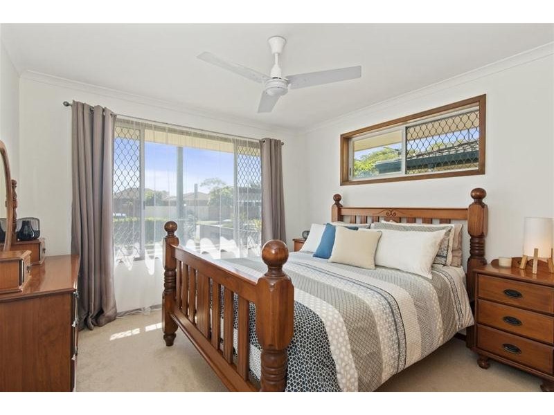 121 Mallawa Drive, Palm Beach QLD 4221