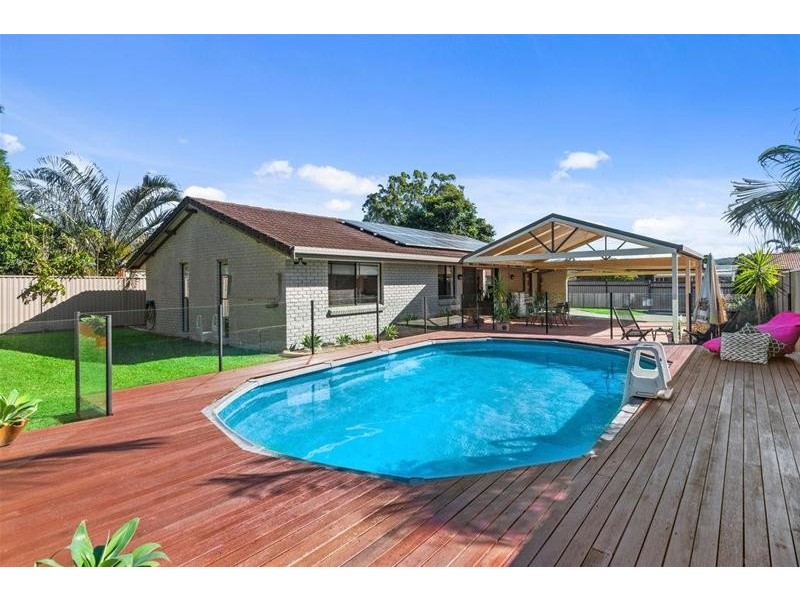 30 Seabrook Street, Elanora QLD 4221