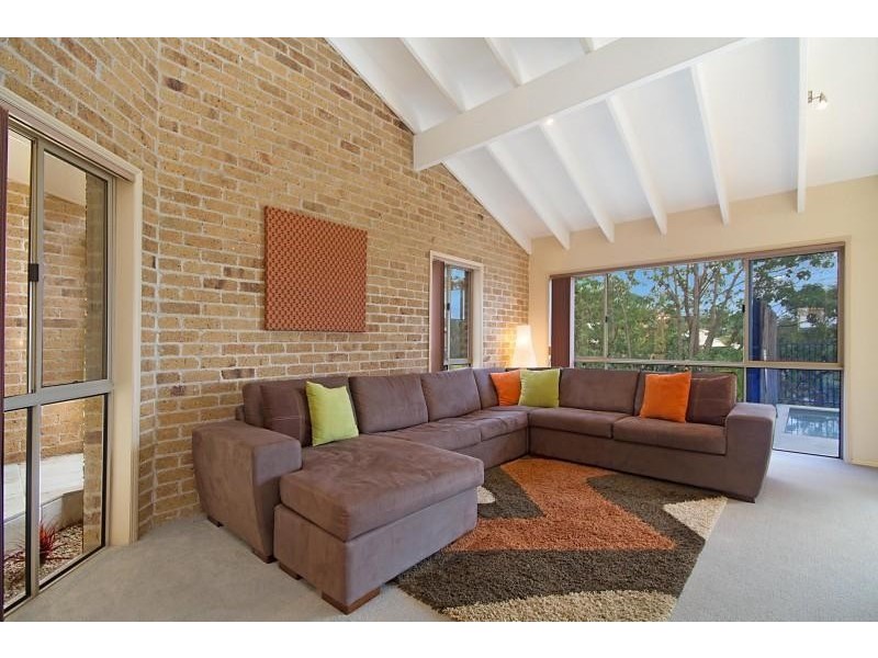 26 Foothill Street, Elanora QLD 4221